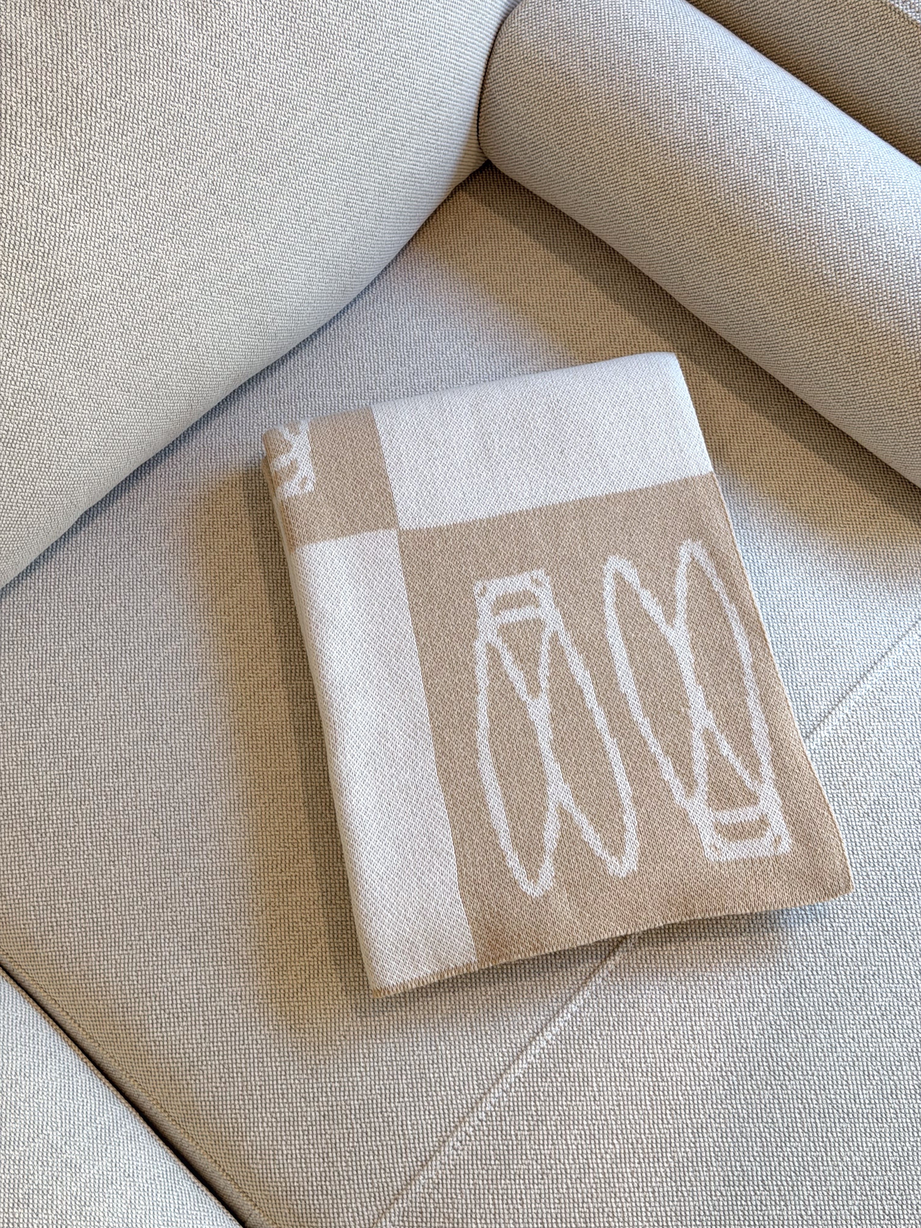 Happy Habitat x Cicada Co. Checkered Double Bug Logo Blanket